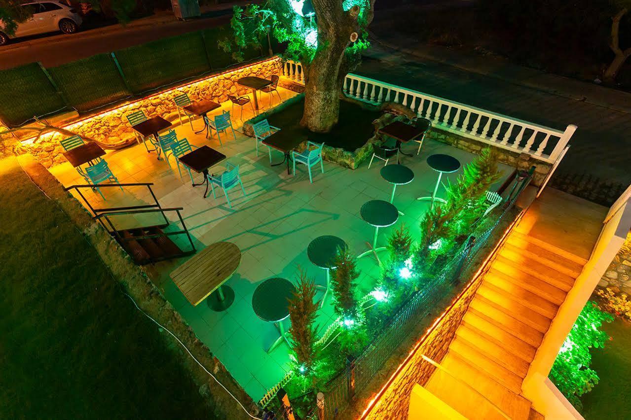 Kabasakal Hotel เซสเม ภายนอก รูปภาพ